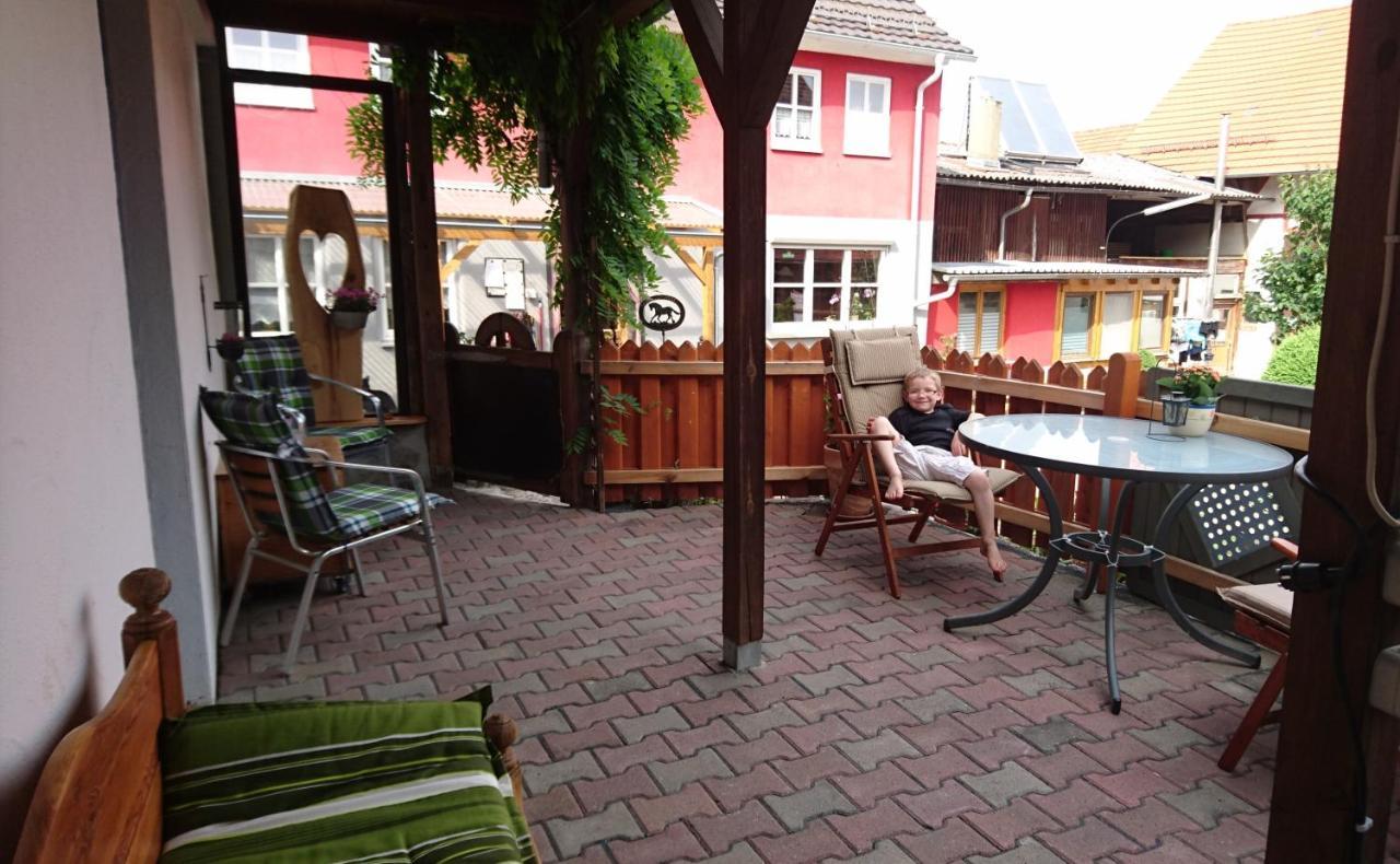 Ferienhaus Am Eisgraben Хаузен Екстериор снимка